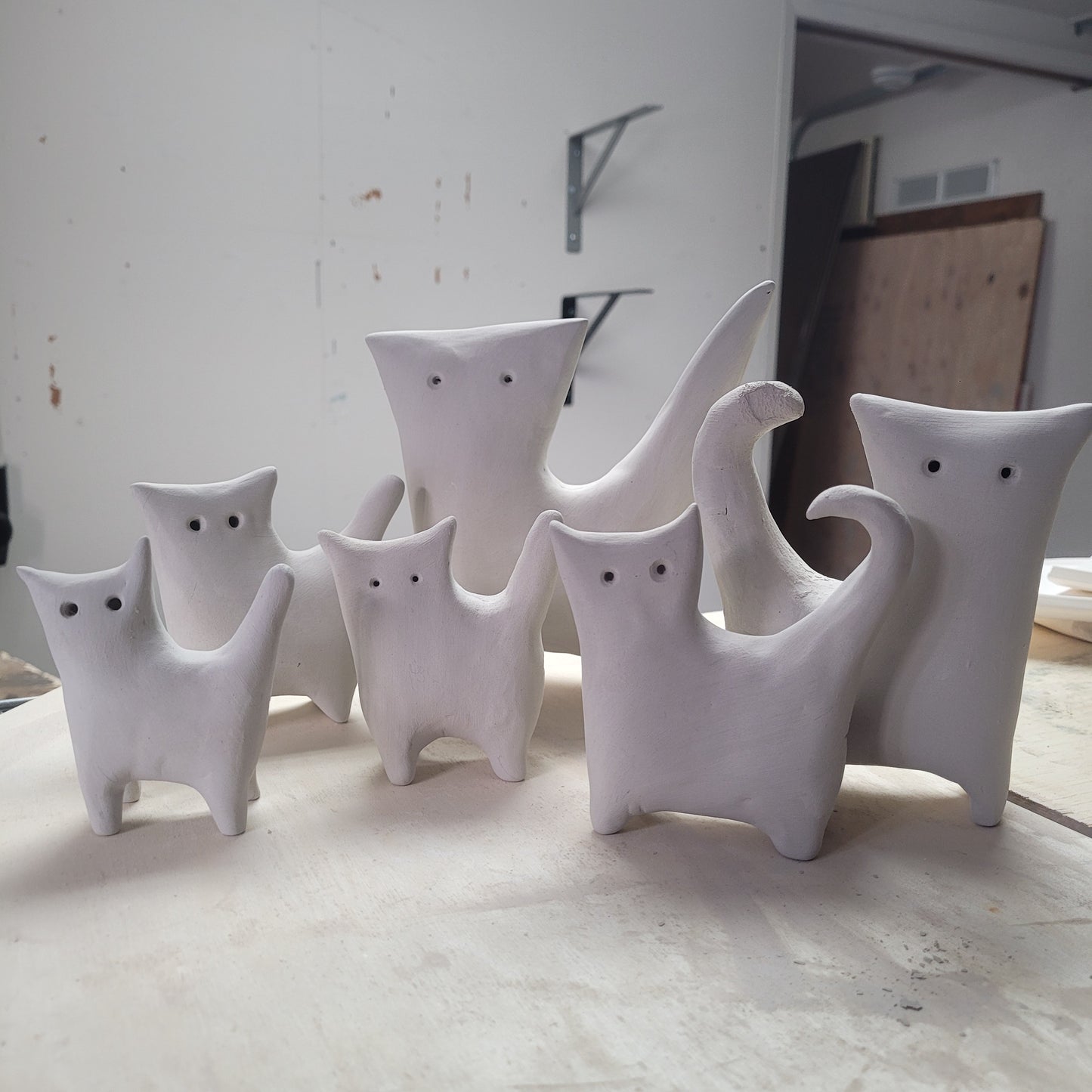 09.27.25 3pm Black Cats and Witch Hats Ceramics Class