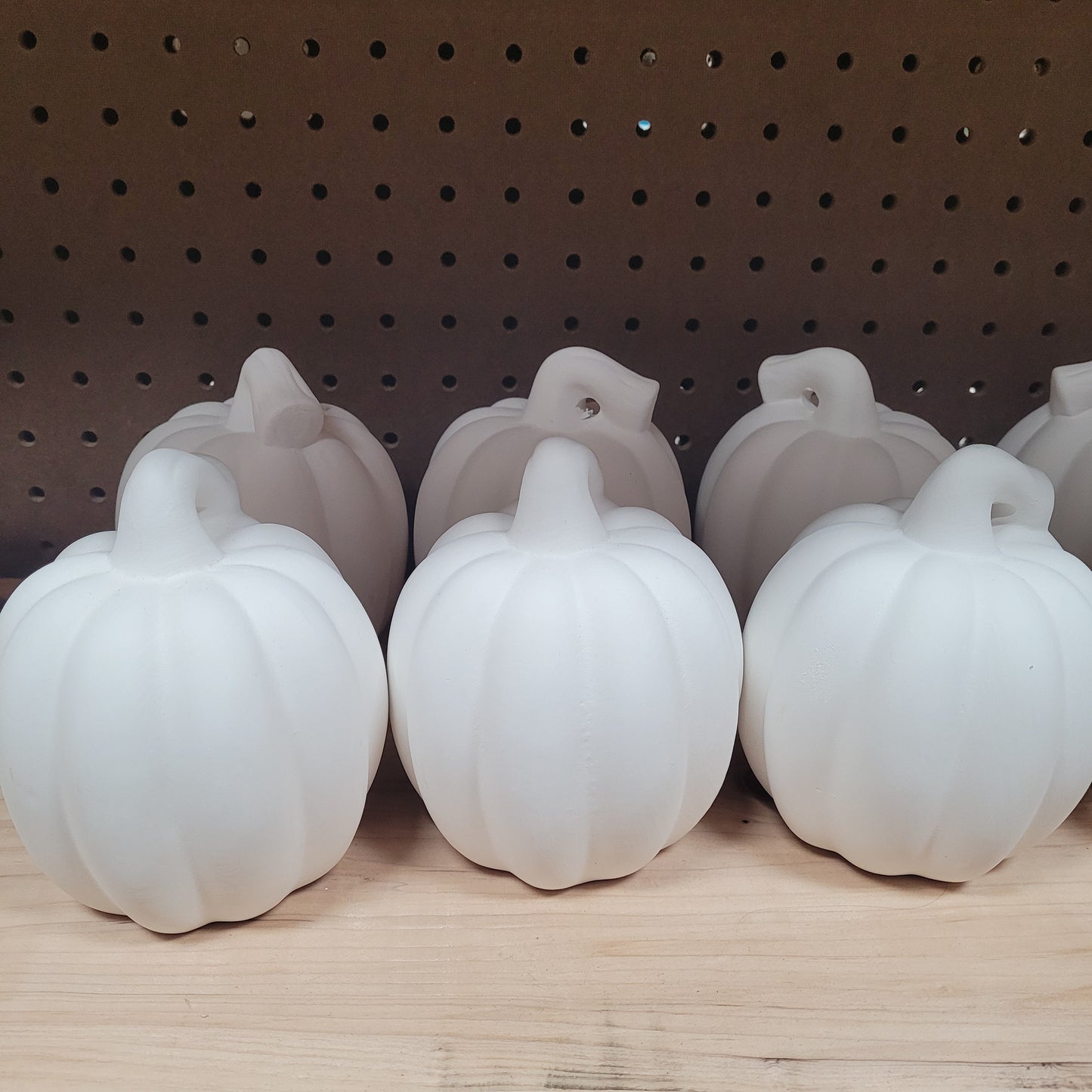 10.11.25 11am Pumpkin Painting and Glazing Class