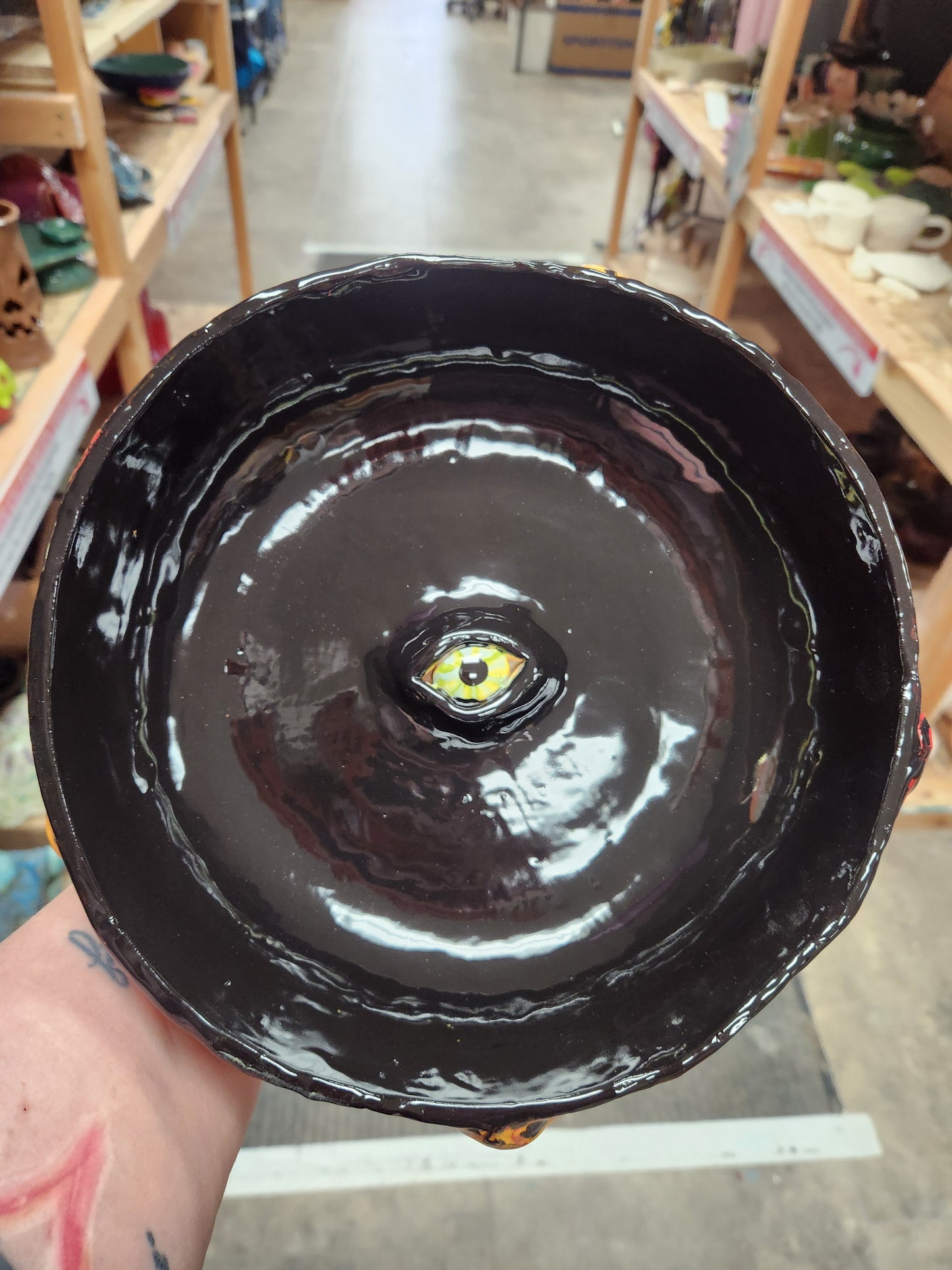 10.09.26 6pm Eye Bowl - Ceramic Handbuilding Class