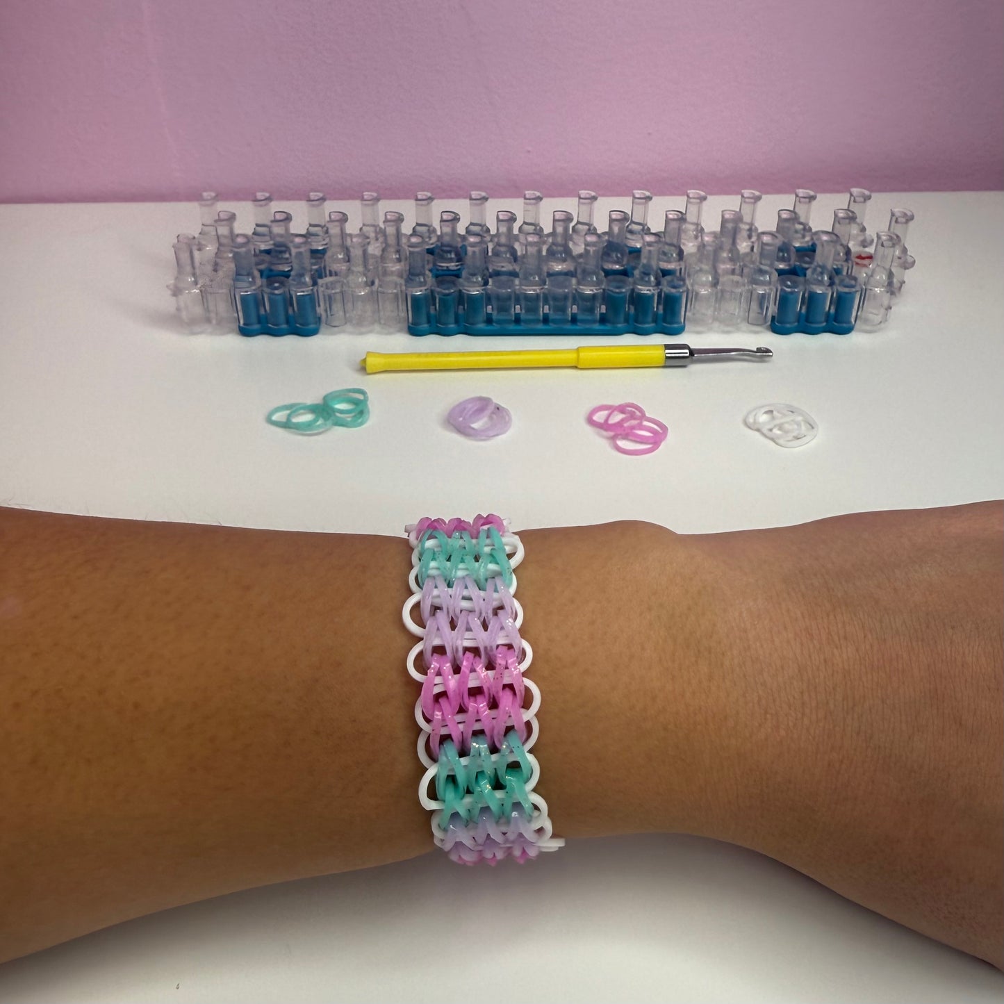 01.04.26 Rainbow Loom Kids Class - with Allison!