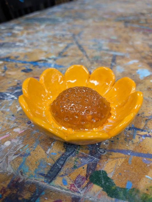 5.02.26 3pm Garden Bee Waterer - Ceramic Slab Making Class